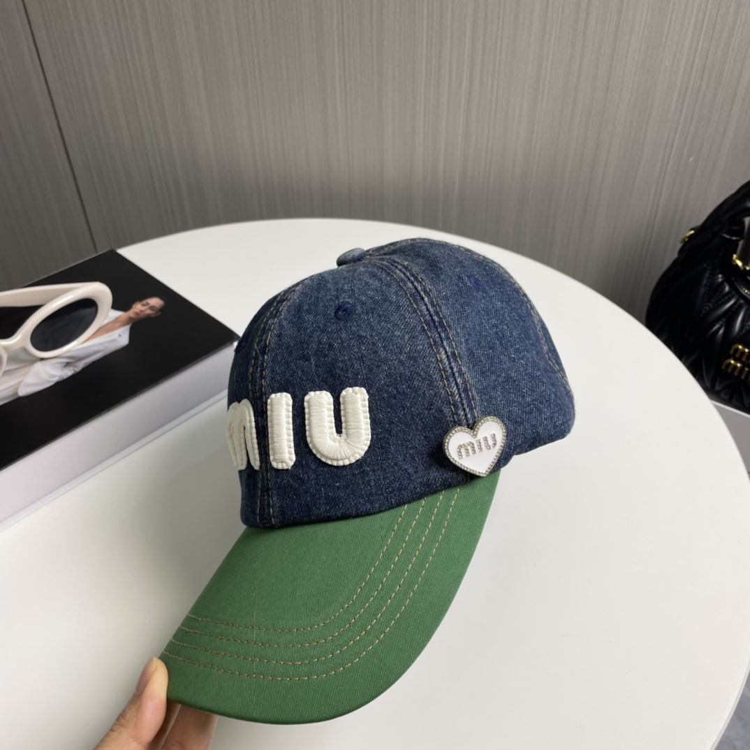 Miu Miu Caps